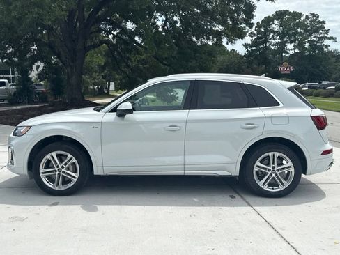 Used 2023 Audi Q5 e Premium Plus w/ Premium Plus Package AWD/4WD image 4
