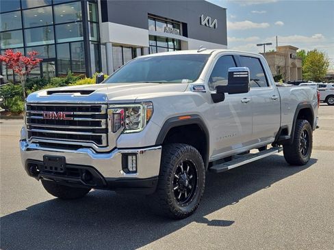 Used 2022 GMC Sierra 2500 SLT AWD/4WD image 3