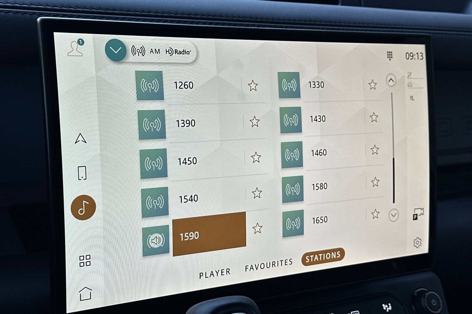 New 2026 Land Rover Defender 110 OCTA AWD/4WD image 29