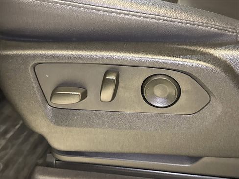 Used 2024 Chevrolet Silverado 2500 LT w/ Texas Edition image 25