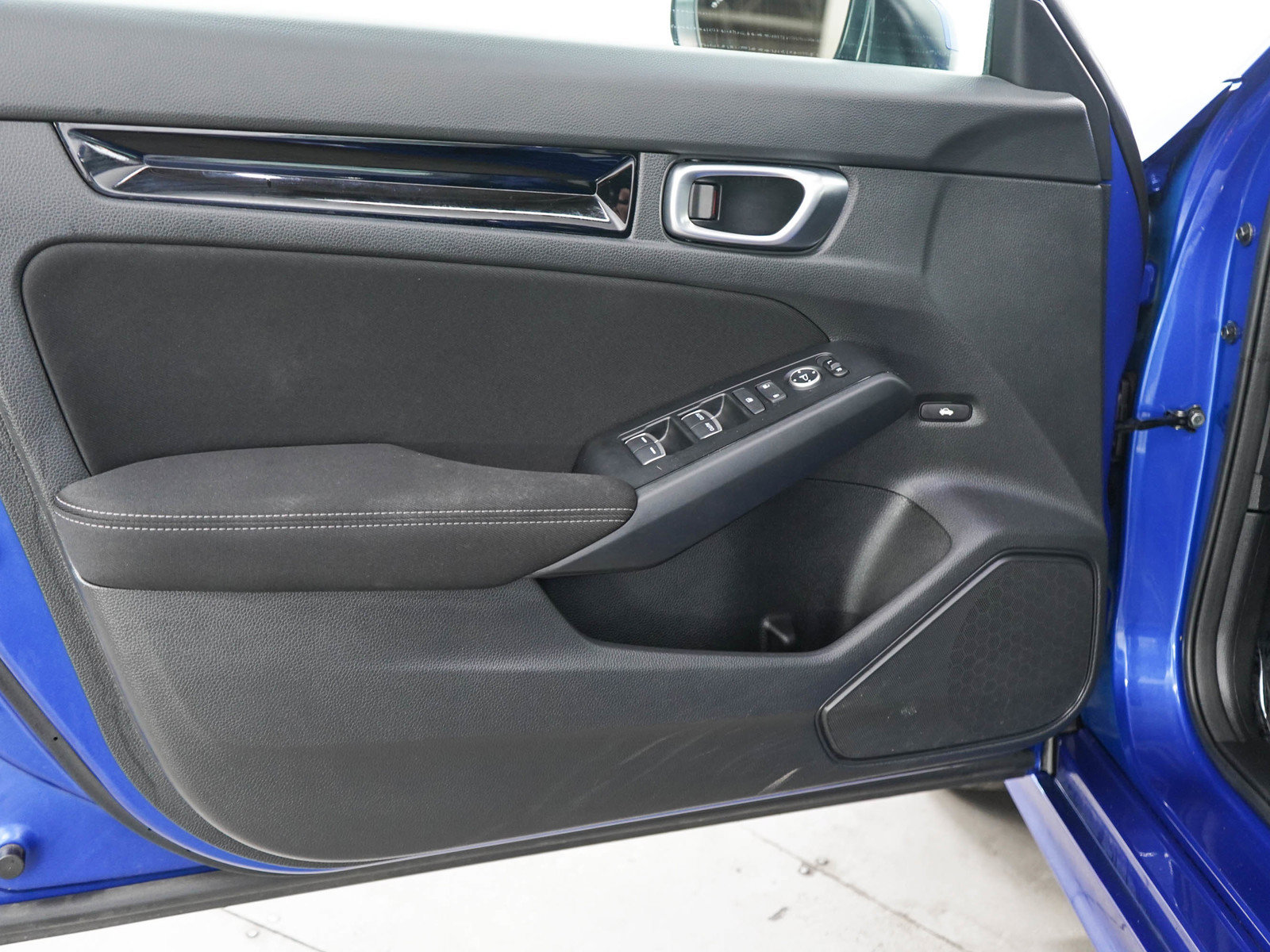 Used 2024 Honda Civic EX image 17
