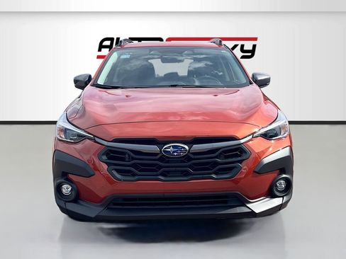 Used 2024 Subaru Crosstrek 2.0i Premium image 2