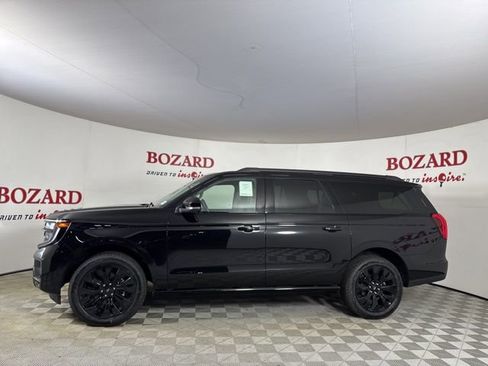 New 2025 Ford Expedition Max Platinum w/ Stealth Appearance Package image 4