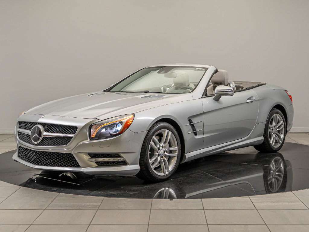 Used 2013 Mercedes-Benz SL 550 image 2