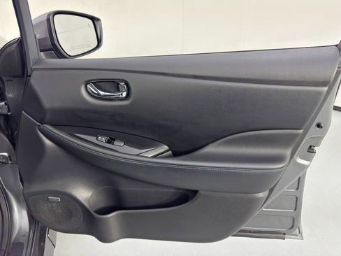Used 2019 Nissan Leaf SL Plus w/ Protection Package image 38