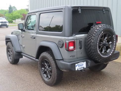 Used 2020 Jeep Wrangler Sport AWD/4WD image 9