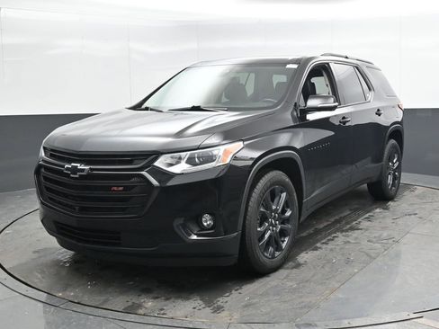 Used 2021 Chevrolet Traverse RS w/ LPO, Floor Liner Package image 6