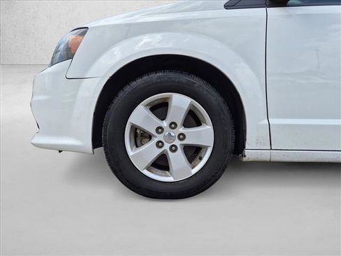 Used 2018 Dodge Grand Caravan GT FWD image 9