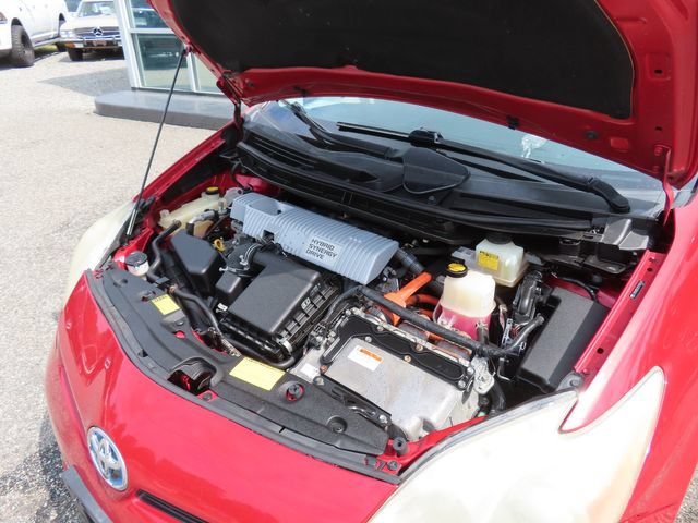 Used 2012 Toyota Prius Four w/ Deluxe Solar Roof Pkg FWD image 30