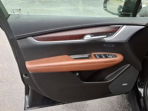 Certified 2023 Cadillac XT5 Premium Luxury image 26