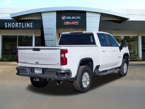 Used 2024 Chevrolet Silverado 2500 LT image 3