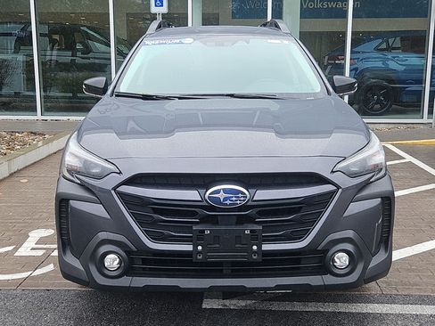 Used 2024 Subaru Outback Premium image 23