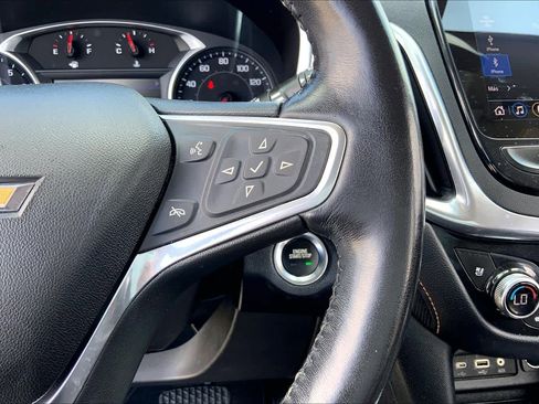 Used 2022 Chevrolet Equinox Premier FWD image 24