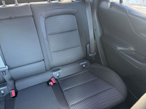 Used 2025 Chevrolet Equinox LT image 34