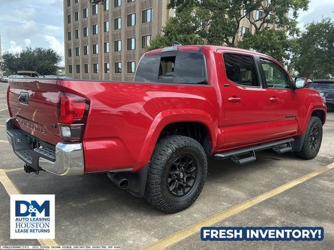Used 2022 Toyota Tacoma SR5 RWD image 5