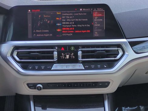 Certified 2022 BMW 330i xDrive Sedan w/ Premium Package 2 image 29