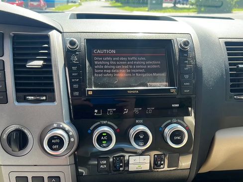 Used 2012 Toyota Sequoia Platinum AWD/4WD image 29