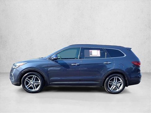 Used 2018 Hyundai Santa Fe AWD w/ Cargo Package image 2