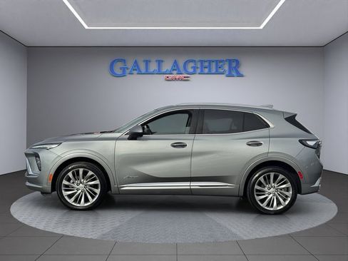 Used 2024 Buick Envision Avenir image 9