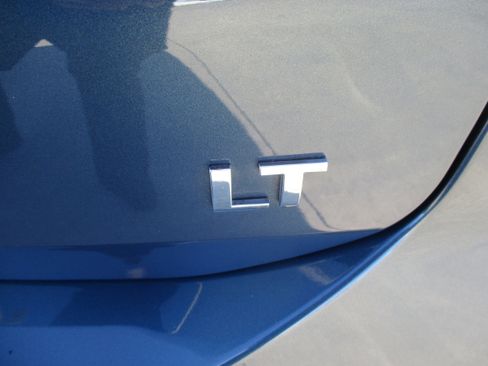 Used 2024 Chevrolet Equinox LT image 8