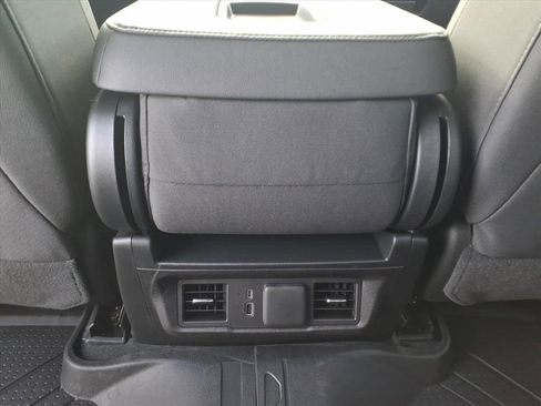 New 2026 Chevrolet Silverado 1500 LT w/ Texas Edition Plus RWD image 18