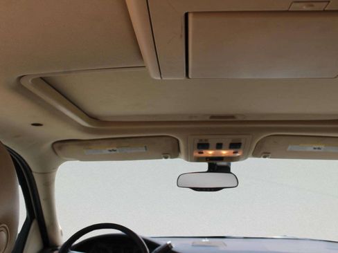 Used 2007 Cadillac Escalade AWD w/ Information Package image 8