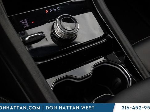 Used 2023 Jeep Grand Cherokee L Limited AWD/4WD image 13