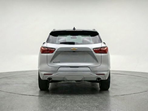 Used 2025 Chevrolet Blazer LT FWD image 7