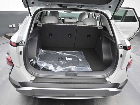 New 2026 Hyundai Kona SEL Premium AWD/4WD image 13