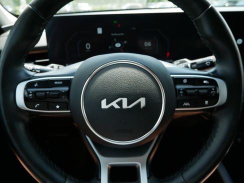 Used 2025 Kia K5 EX FWD image 25