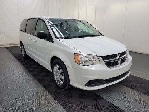 Used 2016 Dodge Grand Caravan SE w/ Quick Order Package 29E SE FWD image 13