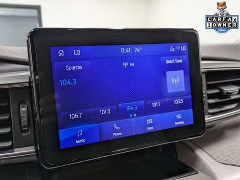 Used 2023 Ford Explorer XLT w/ Equipment Group 202A AWD/4WD image 13