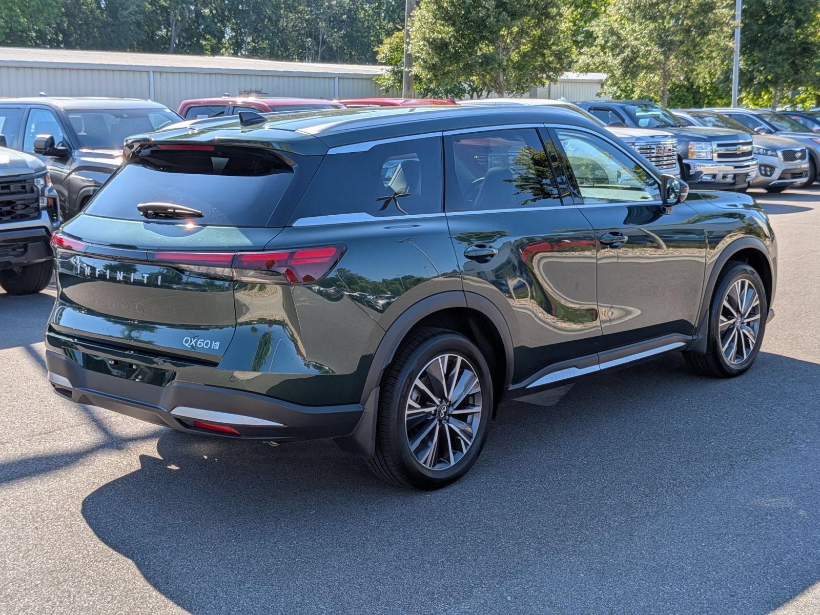 Used 2026 INFINITI QX60 Luxe w/ Cargo Package AWD/4WD image 3