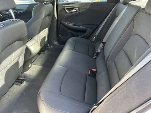 Used 2025 Chevrolet Malibu RS image 16
