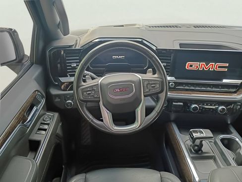 Used 2022 GMC Sierra 1500 Elevation w/ Elevation Premium Package AWD/4WD image 4