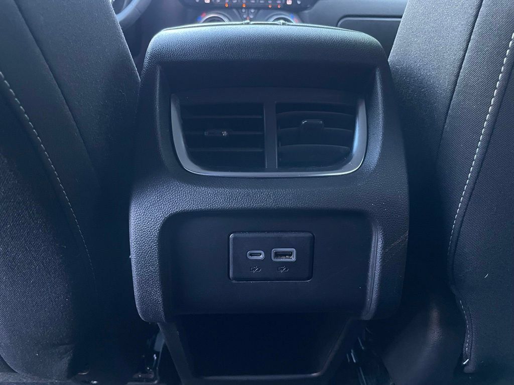 Used 2025 Chevrolet Blazer LT AWD/4WD image 28