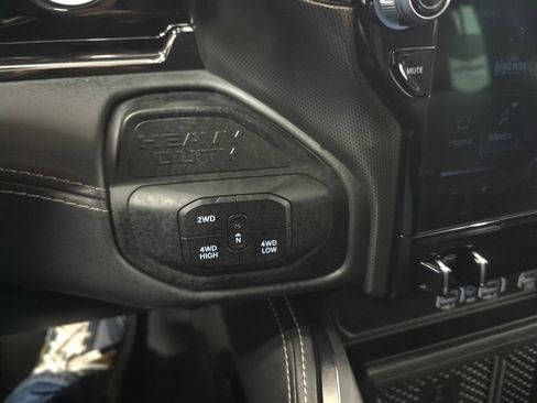 New 2026 RAM 3500 Limited image 27