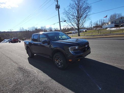 New 2026 Ford Maverick Tremor image 2