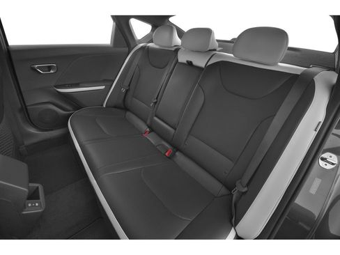 New 2026 Kia K4 GT-Line FWD image 9