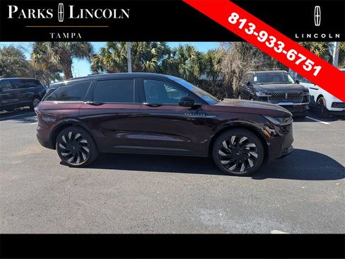 Certified 2025 Lincoln Nautilus Reserve w/ Jet Appearance Package image 2