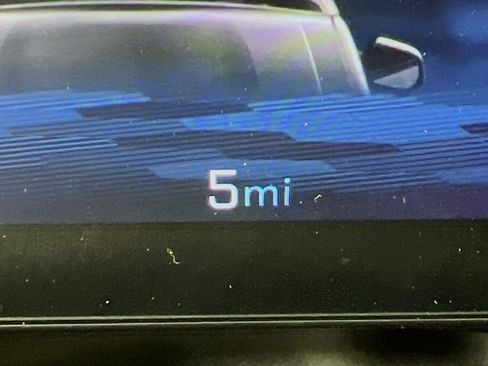 New 2026 Chevrolet Equinox LT w/ Safety and Technology Package image 12