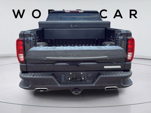 Used 2022 GMC Sierra 1500 Elevation w/ X31 Off-Road Package AWD/4WD image 19