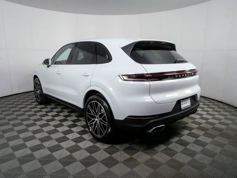 New 2026 Porsche Cayenne image 3