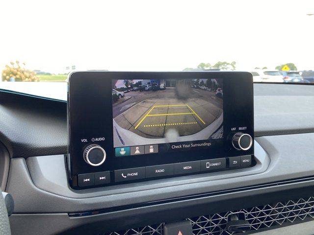Used 2023 Honda Accord LX image 36
