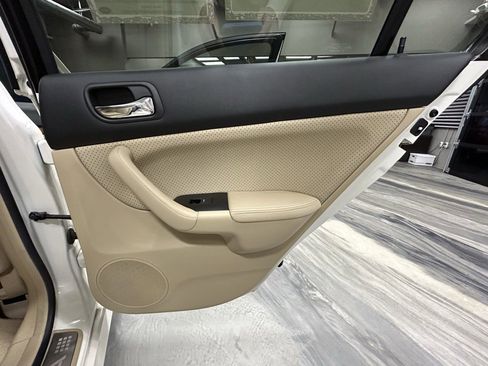 Used 2008 Acura TSX w/ Navigation image 37