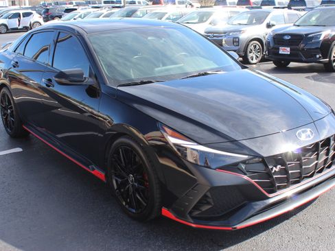 Used 2023 Hyundai Elantra N FWD image 4