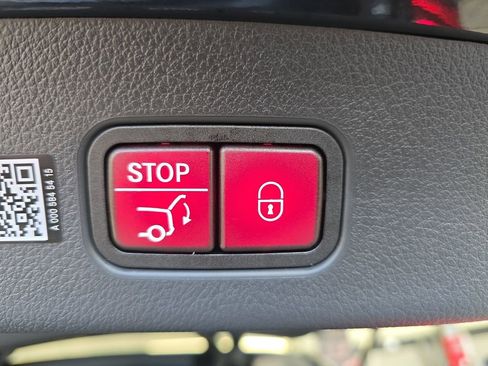 New 2026 Mercedes-Benz GLC 300 4MATIC image 13