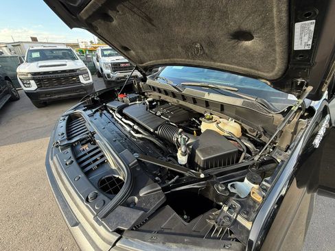 Used 2024 Chevrolet Silverado 1500 Custom AWD/4WD image 35