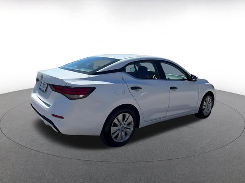 Used 2025 Nissan Sentra S image 15