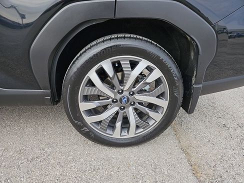 Used 2025 Subaru Forester Touring w/ Popular Package - Touring image 40